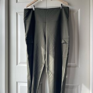 Jones New York Olive Crop Pants